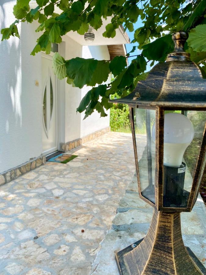Guest House Ivano Mostar Bagian luar foto