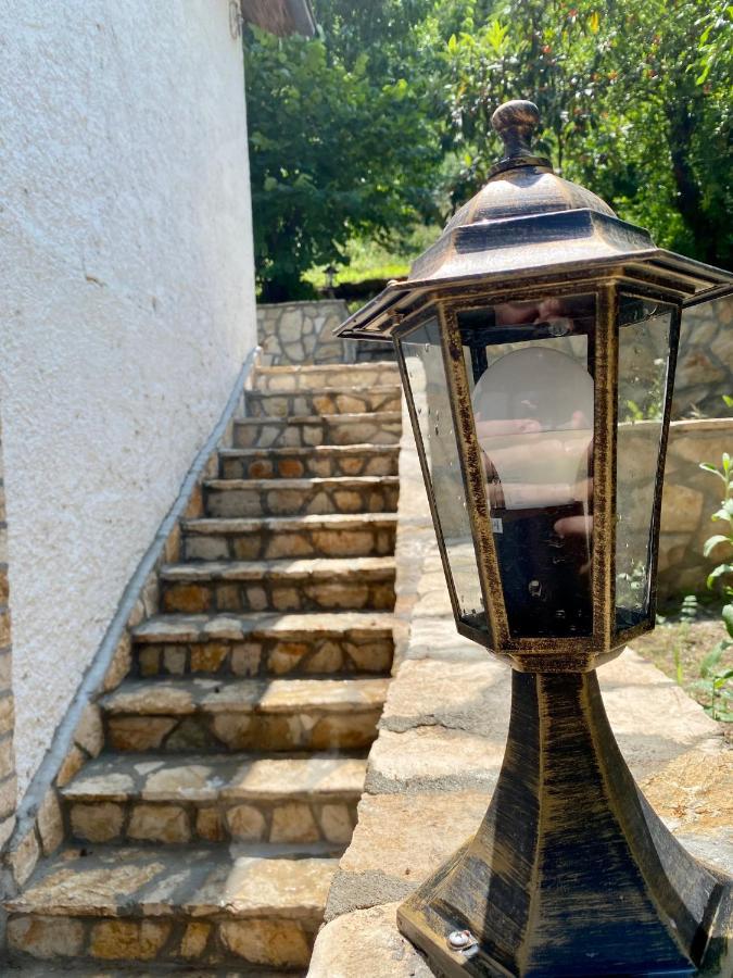 Guest House Ivano Mostar Bagian luar foto
